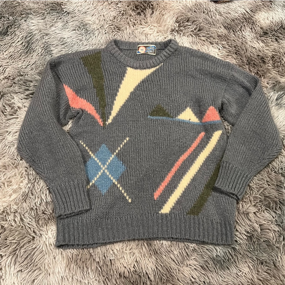 Vintage 90’s Wang Kong Sweater